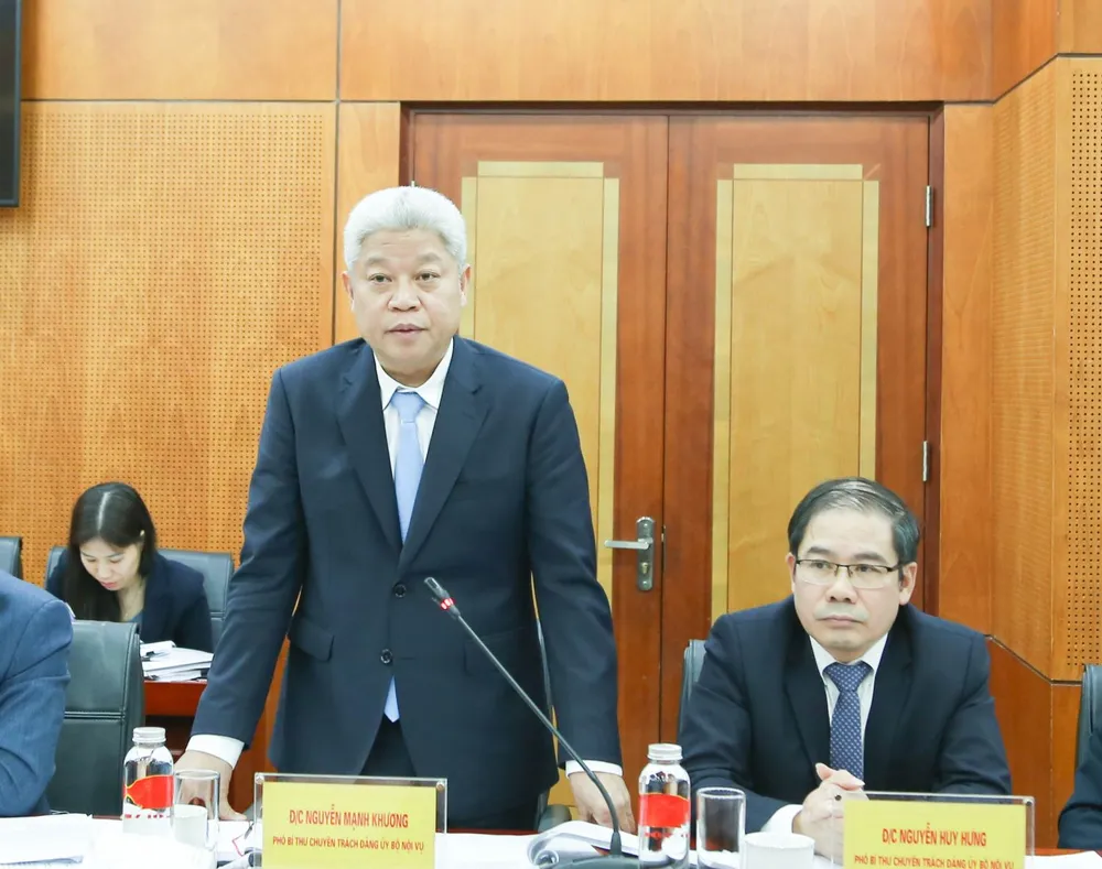 Thủ tướng Chính phủ bổ nhiệm đồng chí Nguyễn Mạnh Khương, Phó Bí thư chuyên trách Đảng ủy Bộ Nội vụ giữ chức Thứ trưởng Bộ Nội vụ..jpg