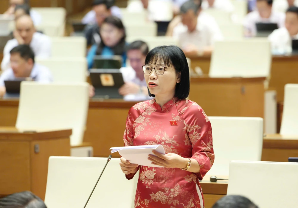 Đại biểu Nguyễn Thị Việt Nga (Hải Dương). Ảnh: QUANG PHÚC Đại biểu Nguyễn Thị Việt Nga (Hải Dương).jpg