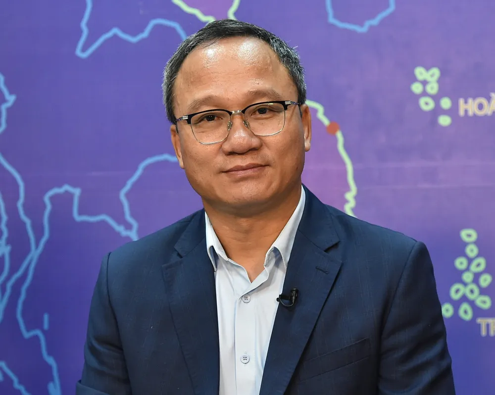 ハノイメトロ取締役会会長クアット・ヴィエット・フン氏 Ông Khuất Việt Hùng, Chủ tịch HĐQT Metro Hà Nội.png