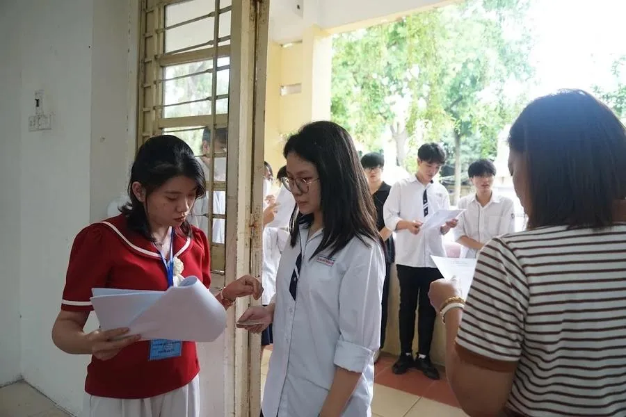 Đảng ủy Bộ GD-ĐT đề nghị tăng cường chỉ đạo của tỉnh ủy, thành ủy trong tổ chức thi tốt nghiệp THPT 2025 tn-thpt.jpg