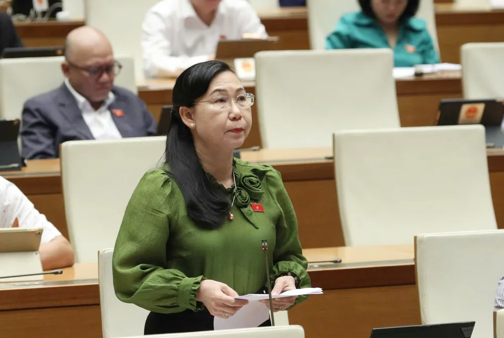 ĐB Phan Thị Mỹ Dung (Long An). Ảnh: VIẾT CHUNG d659138a-5395-460a-a02a-e9d6b4bc6452.jpg