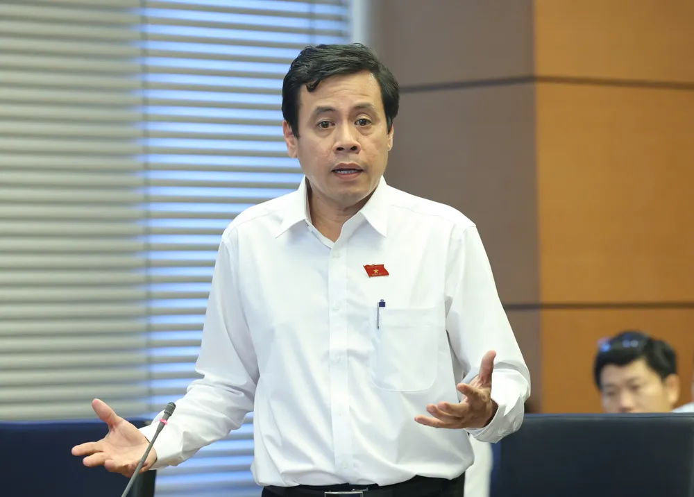 Đại biểu Trần Anh Tuấn (TPHCM). Ảnh: VIẾT CHUNG Đại biểu Trần Anh Tuấn (TPHCM).jpg