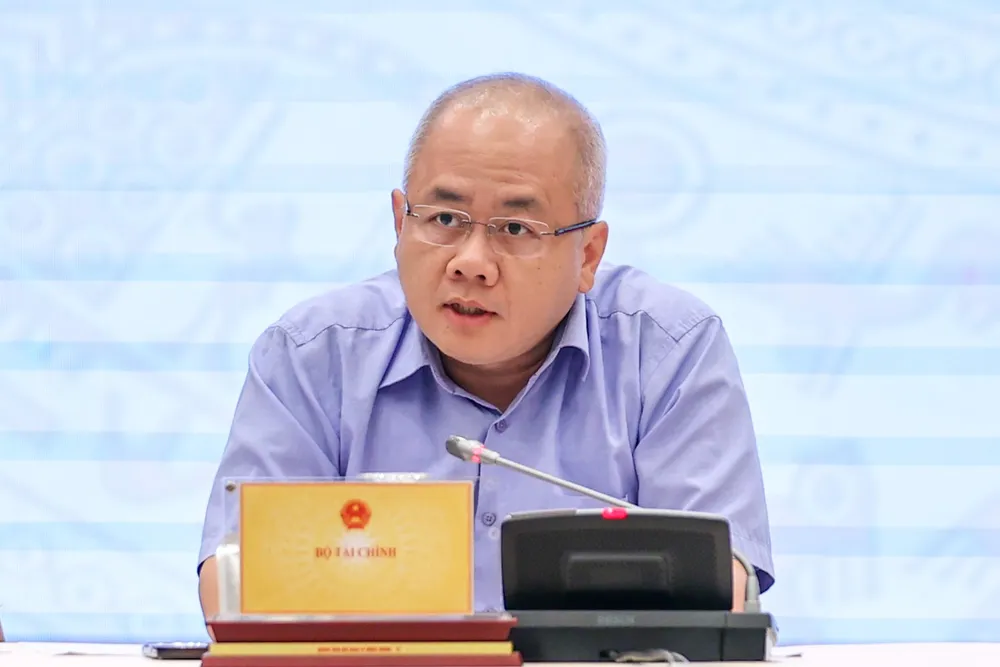 Thứ trưởng Bộ Tài chính Đỗ Thành Trung. Ảnh: VIẾT CHUNG Thứ trưởng Bộ Tài chính Đỗ Thành Trung.jpg