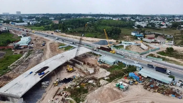 Phấn đấu đưa Dự án đường Vành đai 3 TPHCM về đúng tiến độ
