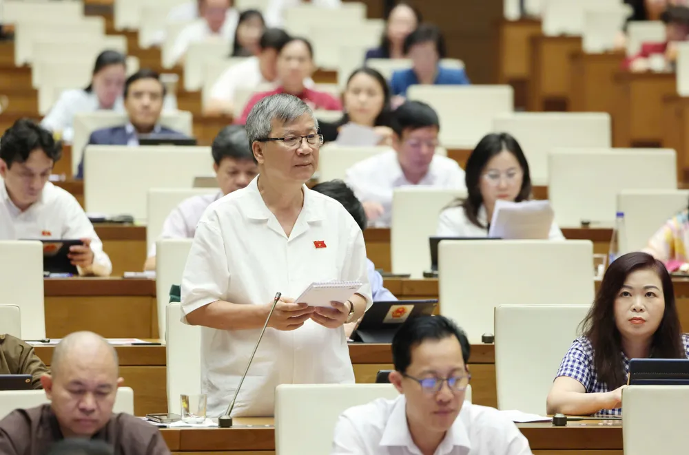 Đại biểu Nguyễn Anh Trí (Hà Nội). Ảnh: QUANG PHÚC Đại biểu Nguyễn Anh Trí (Hà Nội).jpg