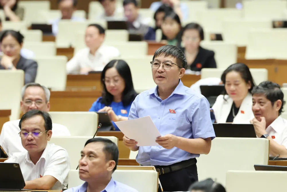 Đại biểu Phạm Đình Thanh (Kon Tum). Ảnh: VIẾT CHUNG 1.jpg