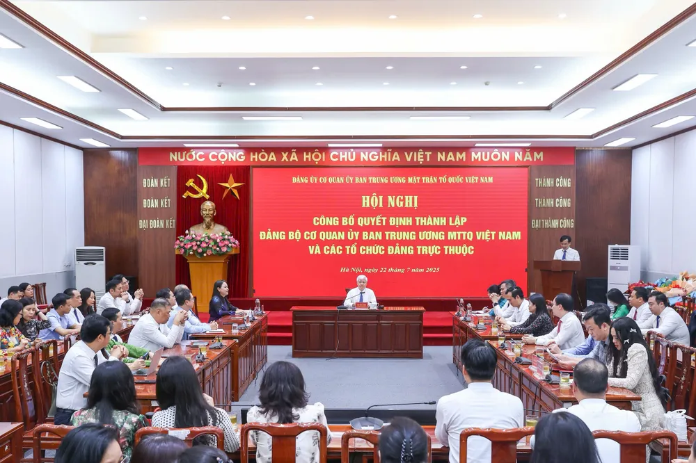 Quang cảnh hội nghị 1.jpg