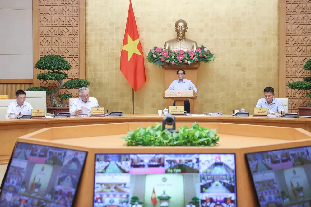 Thủ tướng Phạm Minh Chính chủ trì và phát biểu tại phiên họp Chính phủ thường kỳ, sáng 7-8. Ảnh: VIẾT CHUNG