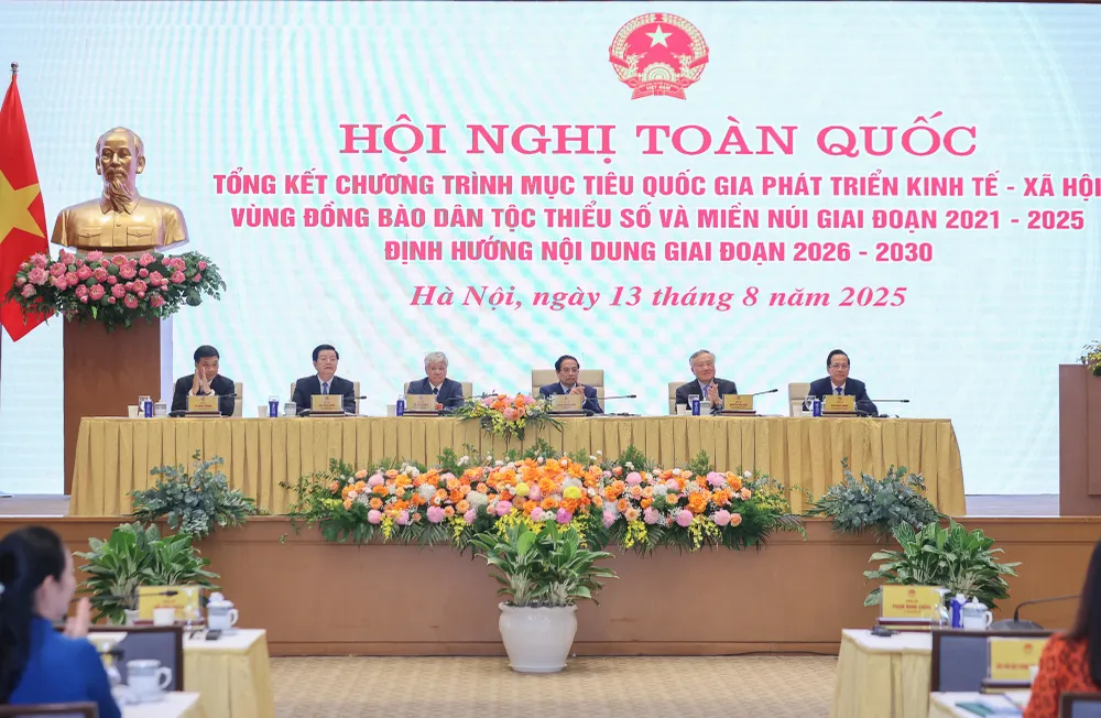 Thủ tướng Phạm Minh Chính chủ trì hội nghị