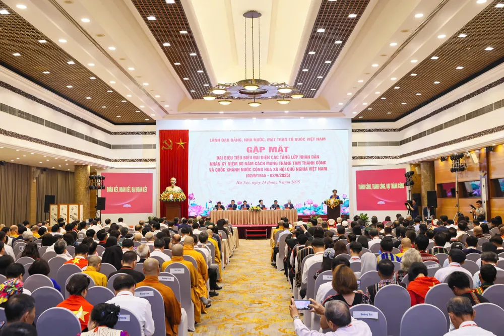 Quang cảnh hội nghị 2.jpg