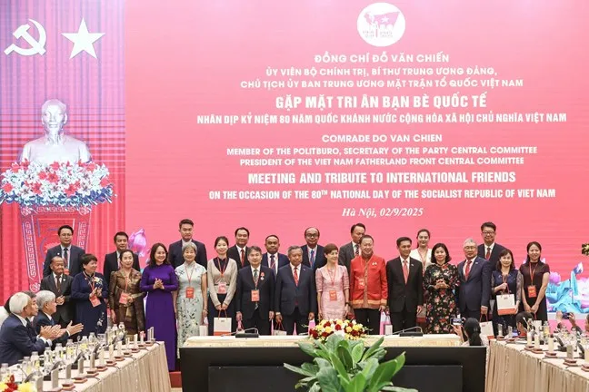 Gặp mặt tri ân bạn bè quốc tế nhân dịp kỷ niệm 80 năm Quốc khánh ảnh 1 z6969817568847fa0c57d27935b4ec9f1c8b05089dc26b_bvva.jpg