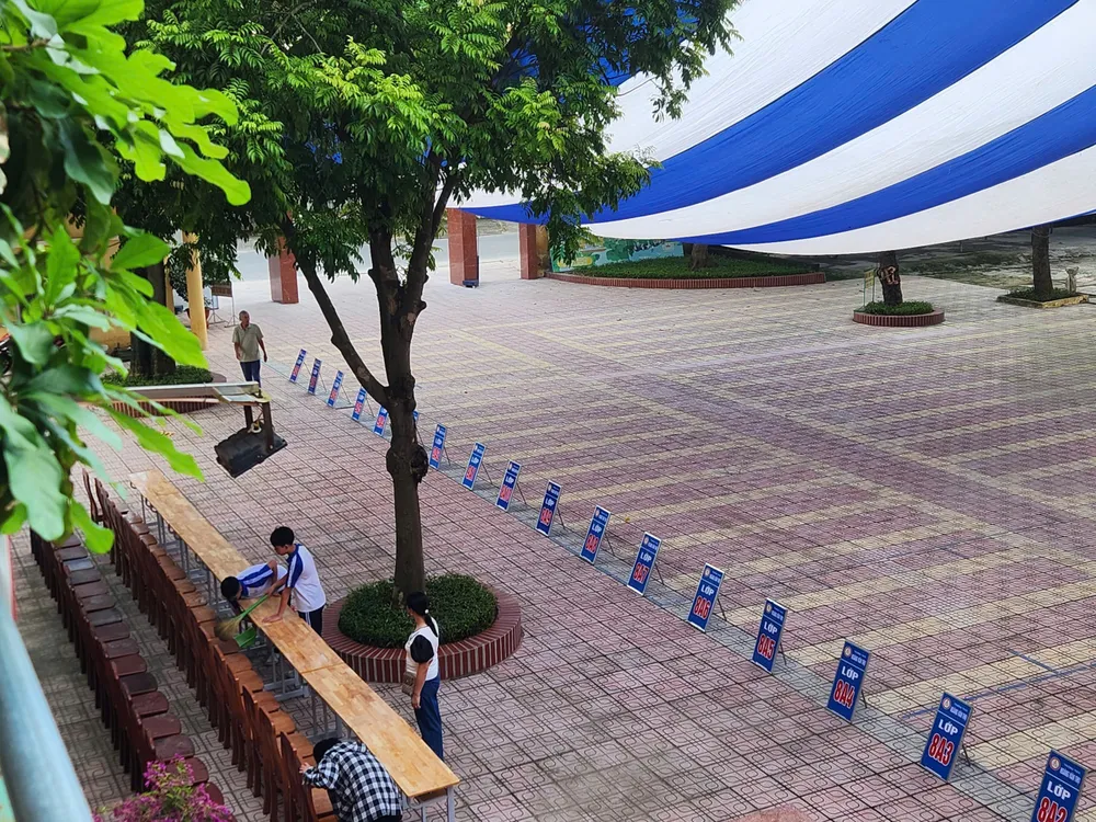 Các trường học đang hoàn tất khâu chuẩn bị cho lễ khai giảng, sáng 5-9 1.jpg