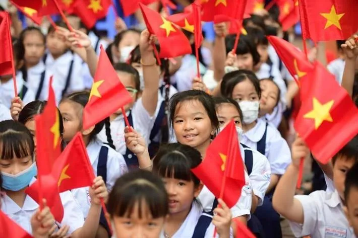 Học sinh cả nước chuẩn bị khai giảng năm học 2025-2026