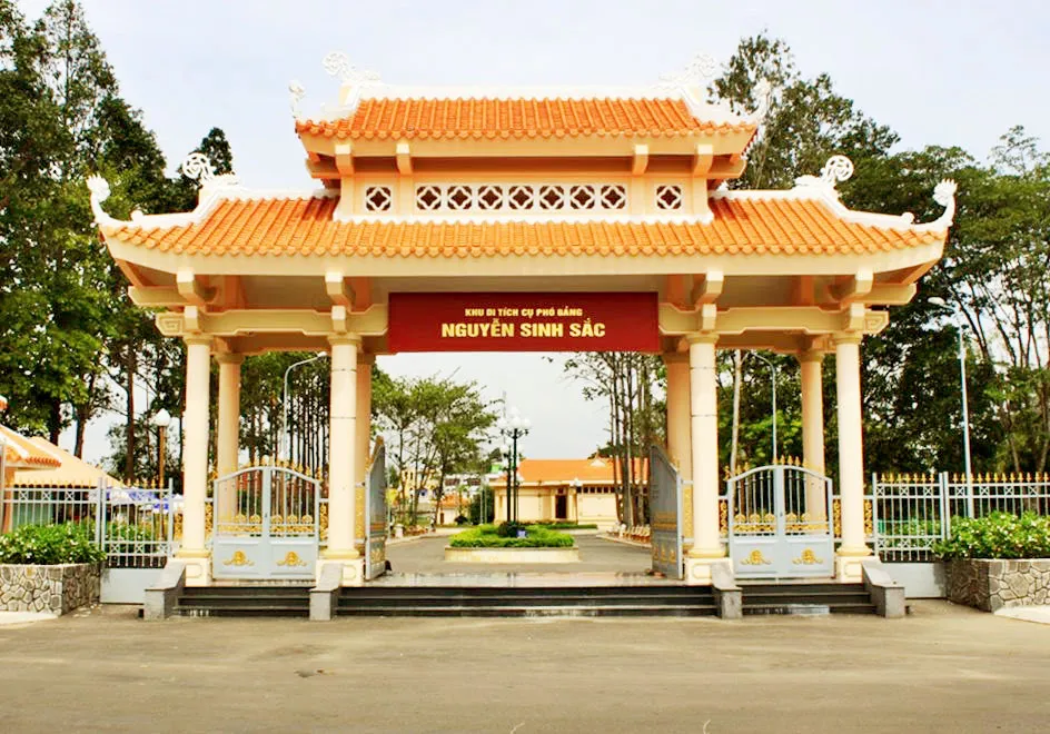 Khu di tích lịch sử Mộ cụ Phó bảng Nguyễn Sinh Sắc, phường Cao Lãnh, tỉnh Đồng Tháp.
