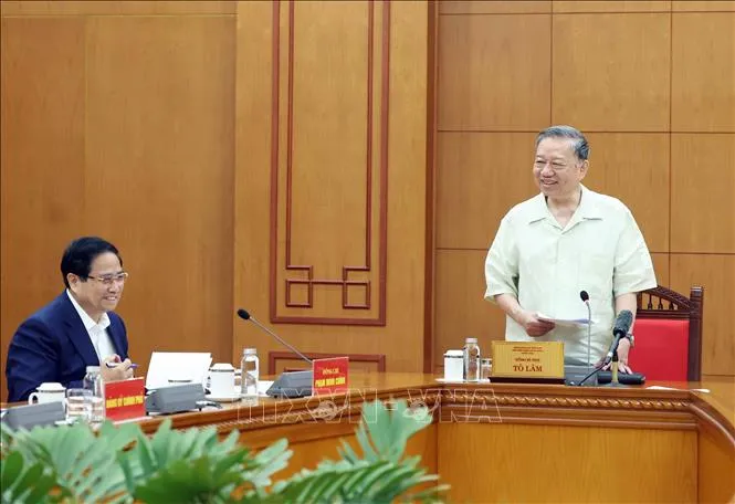 Tổng Bí thư Tô Lâm phát biểu tại buổi làm việc. Ảnh: TTXVN Tổng Bí thư yêu cầu, cần đánh giá khách quan, toàn diện về tình hình và kết quả thực hiện các Nghị quyết quan trọng này - Ảnh TTXVN.jpg