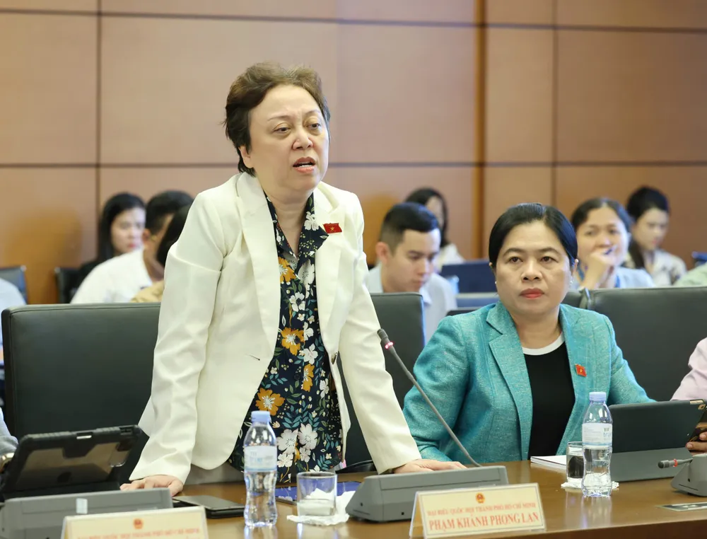 Đại biểu Phạm Khánh Phong Lan. Ảnh: QUANG PHÚC Đại biểu Phạm Khánh Phong Lan.jpg
