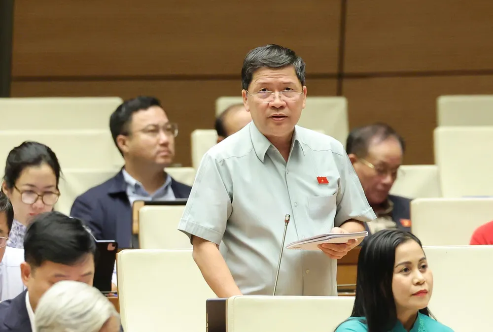 Đại biểu Tạ Văn Hạ (TP Đà Nẵng). Ảnh: QUANG PHÚC Đại biểu Tạ Văn Hạ (TP Đà Nẵng.jpg
