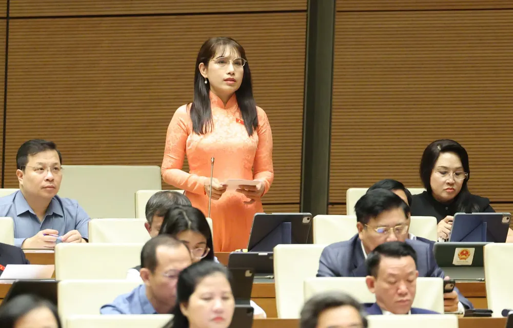 Đại biểu Châu Quỳnh Dao (An Giang). Ảnh: QUANG PHÚC Đại biểu Châu Quỳnh Dao (An Giang).jpg