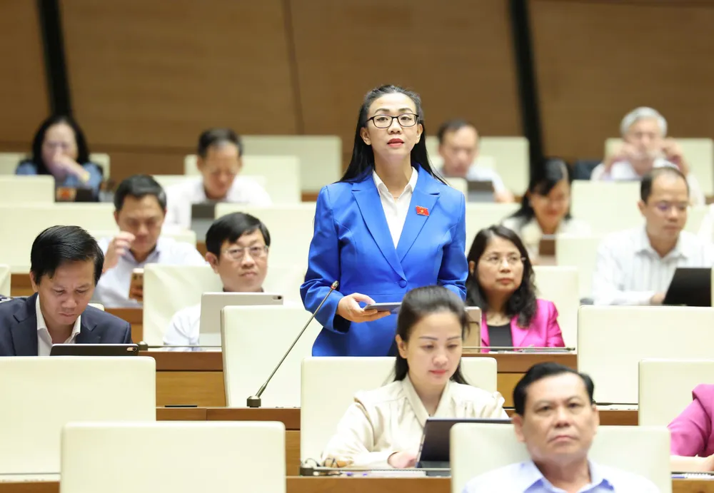 Đại biểu Trịnh Thị Tú Anh (Lâm Đồng).jpg