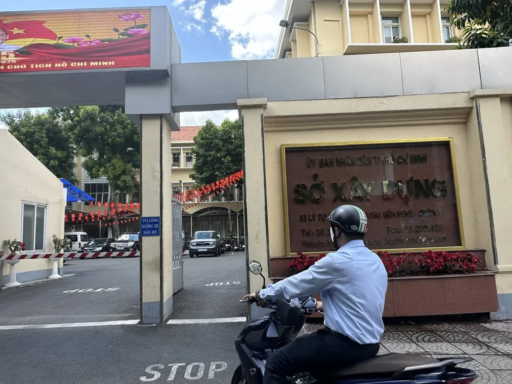 Cơ sở 3 của Sở Xây dựng TPHCM tại số 63 Lý Tự Trọng, phường Bến Nghé, Quận 1, TPHCM. Ảnh: THANH HIỀN so xay dụng.jpg