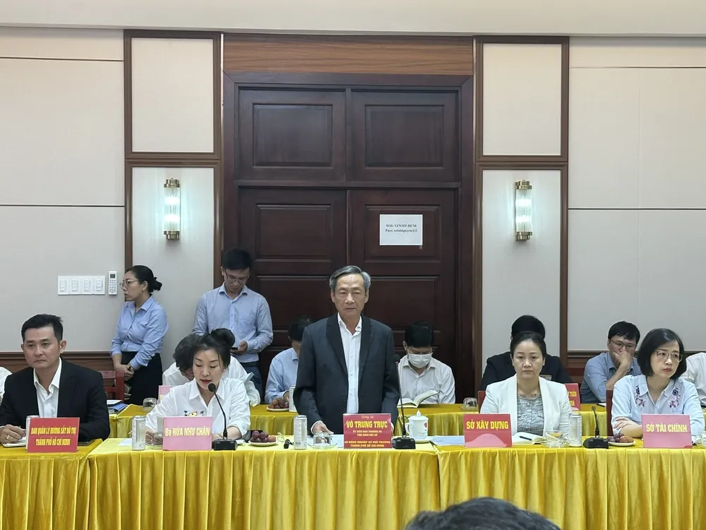 Phó Giám đốc Sở NN-MT TPHCM Võ Trung Trực làm việc với tập đoàn Metro Quảng Châu - Trung Quốc tại TPHCM. Ảnh: THANH HIỀN tiep-doan-trung-quoc-h3.jpg