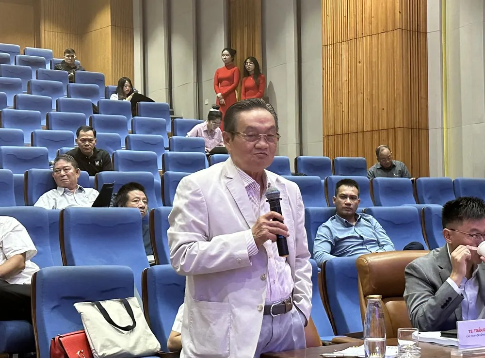 TS Trần Du Lịch, Chủ tịch Hội đồng tư vấn thực hiện Nghị quyết 98, phát biểu tại hội thảo. Ảnh: THANH HIỀN tPHCM mới-h3.jpg
