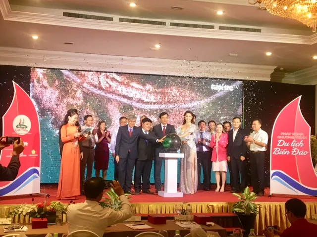 Phát động chương trình phát triển du lịch biển đảo ảnh 3 Phát động chương trình phát triển du lịch biển đảo ảnh 3