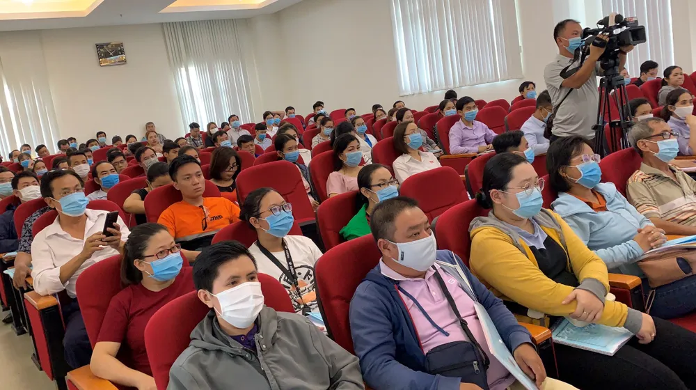 Hàng trăm doanh nghiệp, tiểu thương được tập huấn an toàn thực phẩm ảnh 2