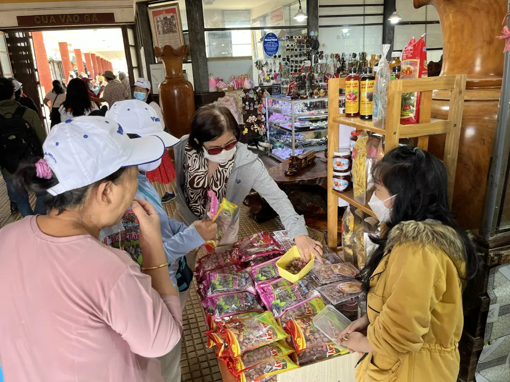 Hơn 1.500 người dự giải chạy bộ “Da Lat Music Run 2022” ảnh 3