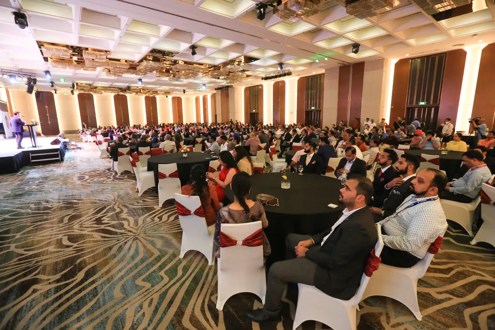 Làm sao để đón khách sang, chịu chi đến Việt Nam? ảnh 4