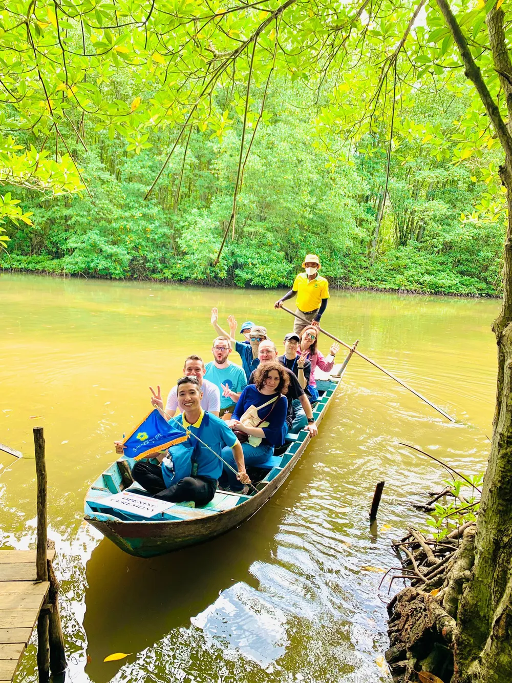 Khách quốc tế tham quan rừng ngập mặn Cần Giờ do Saigontourist tổ chức Khách quốc tế tham quan rừng ngập mặn Cần Giờ do Saigontourist tổ chức