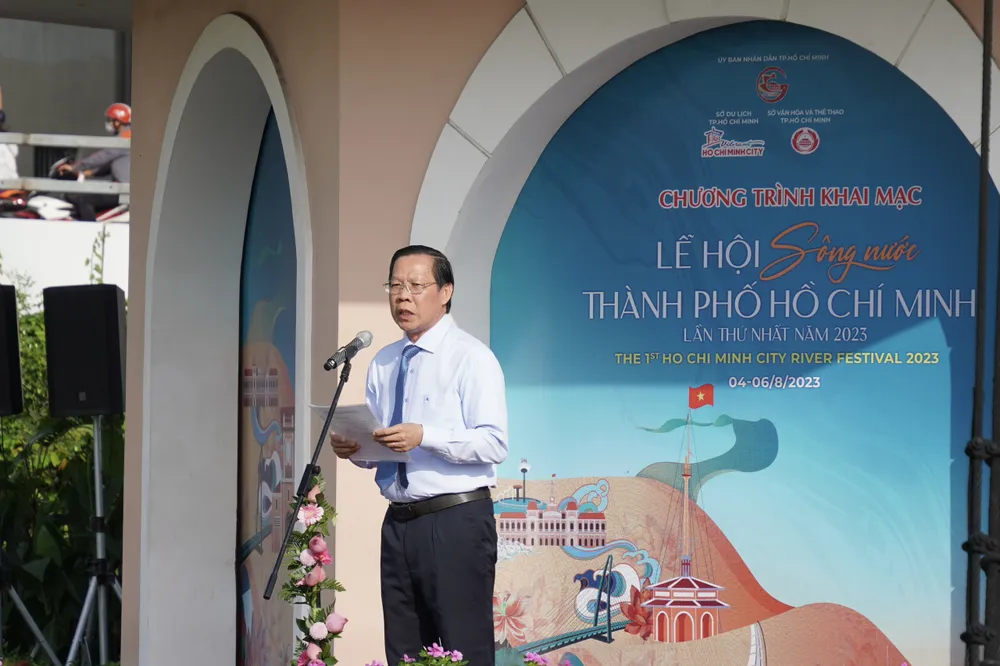 Chủ tịch UBND TPHCM Phan Văn Mãi phát biểu tại lễ khai mạc. Ảnh: HOÀNG HÙNG Chủ tịch UBND TPHCM Phan Văn Mãi phát biểu tại lễ khai mạc. Ảnh: HOÀNG HÙNG