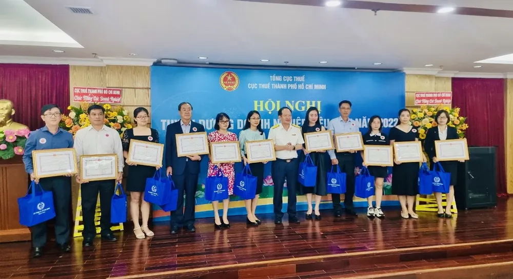 Cục thuế TPHCM tôn vinh các doanh nghiệp nộp thuế tiêu biểu