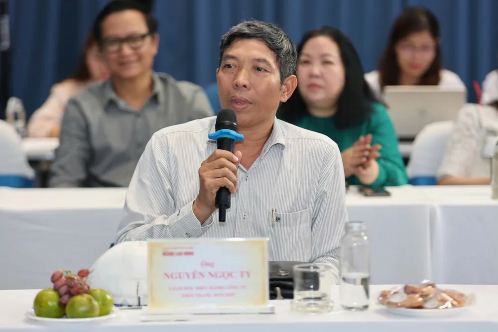 Ông Nguyễn Ngọc Tý, Giám đốc điều hành Công ty TNHH Thời trang Nón Sơn chia sẻ tại tọa đàm Mr Tý.jpg