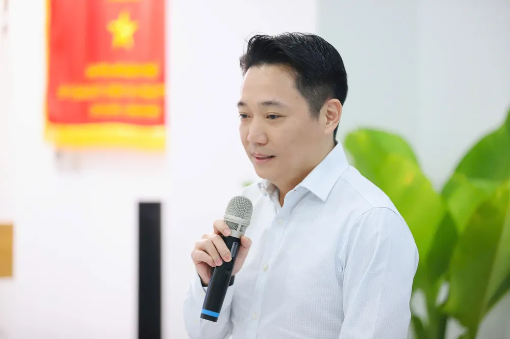 Ông Lê Trương Hiền Hòa phát biểu tại tọa đàm Mr Hiền Hòa.jpg