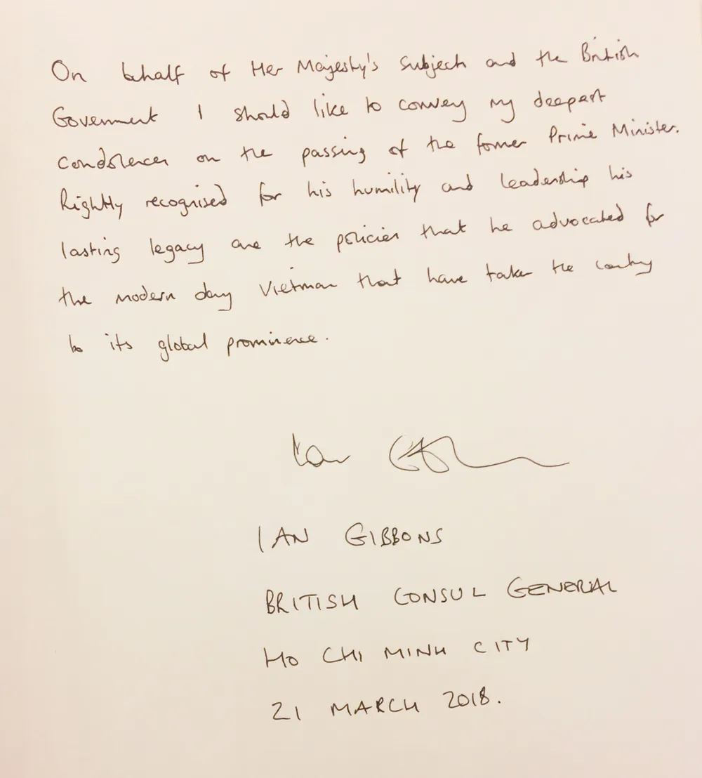 Nhiều đoàn ngoại giao đến viếng nguyên Thủ tướng Phan Văn Khải ảnh 23