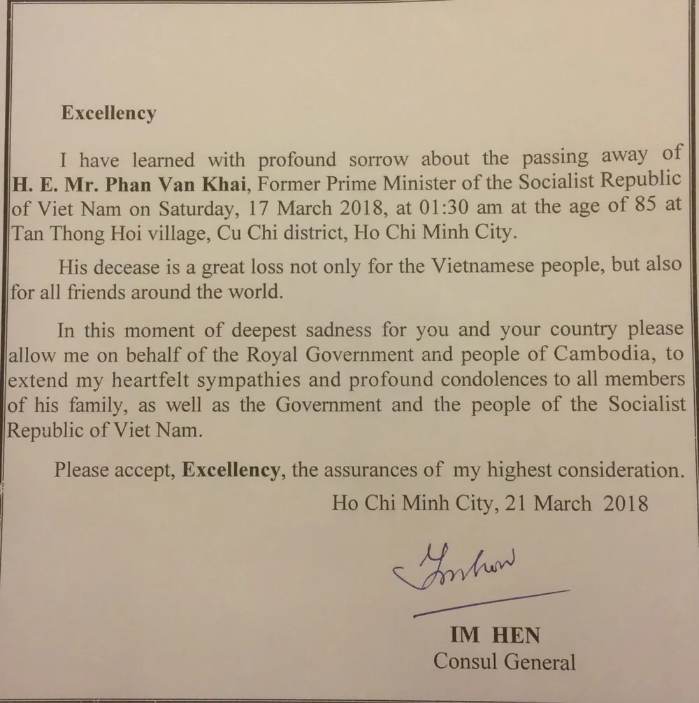 Nhiều đoàn ngoại giao đến viếng nguyên Thủ tướng Phan Văn Khải ảnh 17