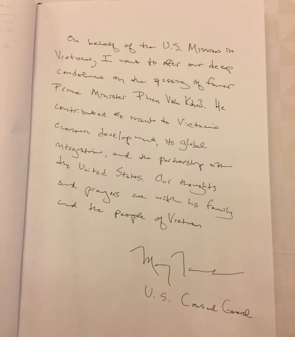 Nhiều đoàn ngoại giao đến viếng nguyên Thủ tướng Phan Văn Khải ảnh 5