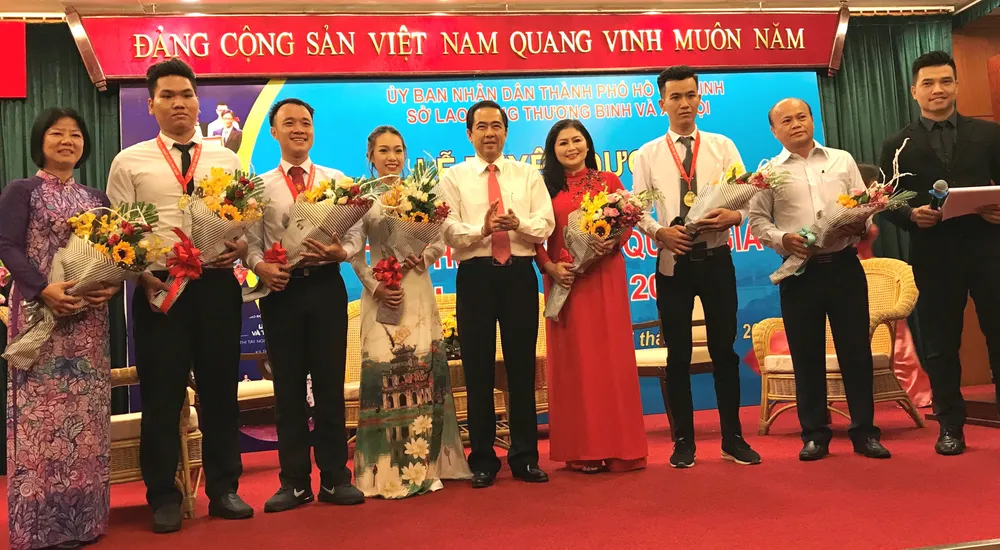 Lần đầu tiên thi tay nghề quốc gia phát trực tiếp trên Youtube, Facebook, Zalo ảnh 2 Lần đầu tiên thi tay nghề quốc gia phát trực tiếp trên Youtube, Facebook, Zalo ảnh 2