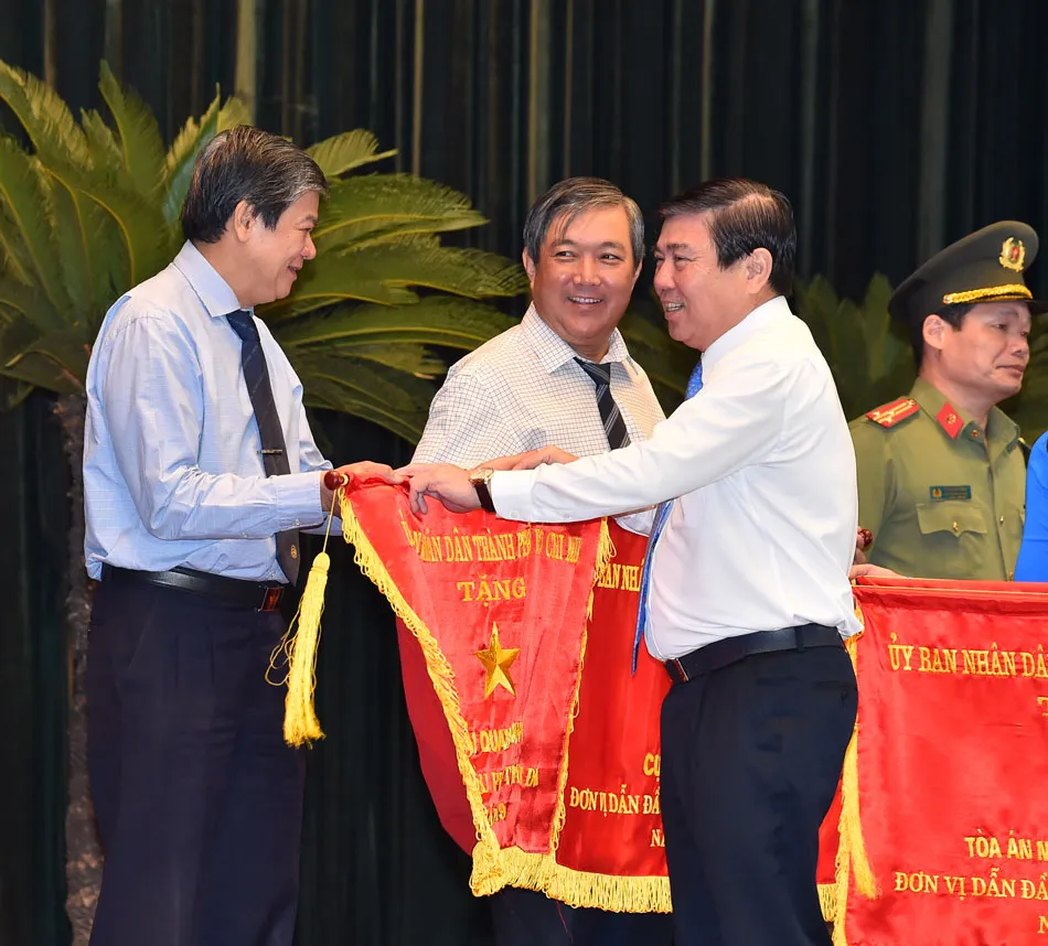 TPHCM phát động đợt thi đua 200 ngày vì TPHCM, vì cả nước ảnh 4