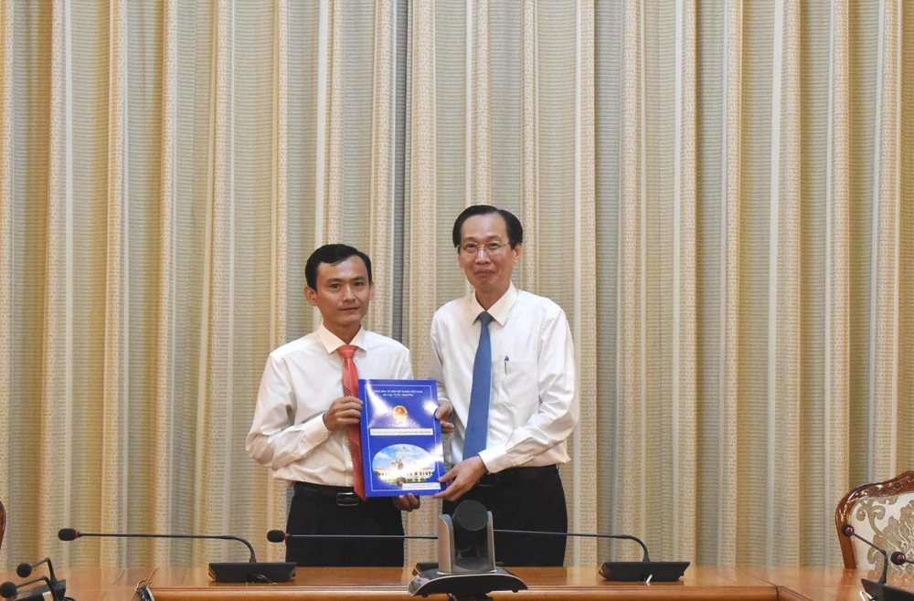 Ông Dương Đức Trọng làm Phó Giám đốc Sở NN - PTNT TPHCM ảnh 1 Ông Dương Đức Trọng làm Phó Giám đốc Sở NN - PTNT TPHCM ảnh 1