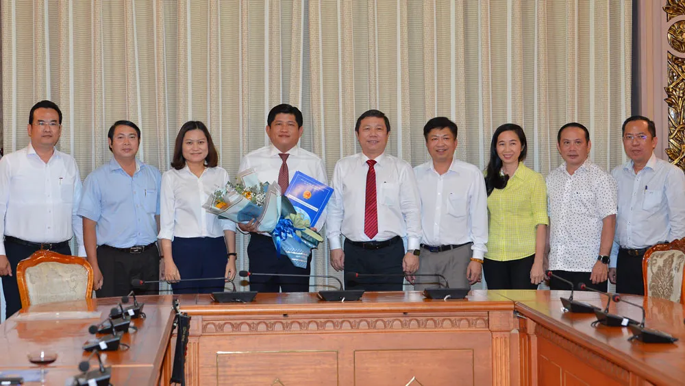 Ông Nguyễn Hữu Nghĩa làm Chủ tịch Hội đồng thành viên SATRA ảnh 1 Ông Nguyễn Hữu Nghĩa làm Chủ tịch Hội đồng thành viên SATRA ảnh 1