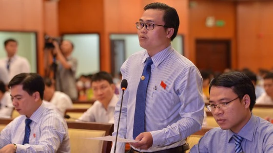 Đồng chí Cao Thanh Bình giữ chức vụ Chánh Văn phòng Đoàn Đại biểu Quốc hội và HĐND TPHCM ảnh 1 Đồng chí Cao Thanh Bình giữ chức vụ Chánh Văn phòng Đoàn Đại biểu Quốc hội và HĐND TPHCM ảnh 1
