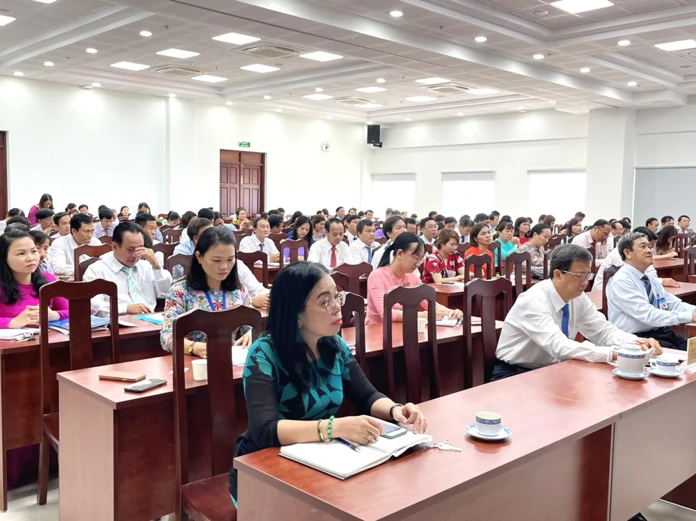 Giám đốc Sở LĐTB-XH TPHCM yêu cầu mỗi cán bộ phải xem lại tiến độ và thái độ với công việc ảnh 1 Giám đốc Sở LĐTB-XH TPHCM yêu cầu mỗi cán bộ phải xem lại tiến độ và thái độ với công việc ảnh 1