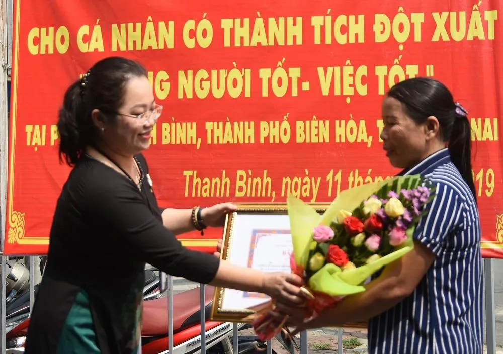 Cứu người bị tai nạn giao thông, một sinh viên ở Đồng Nai nhận bằng khen của tỉnh ảnh 2 Cứu người bị tai nạn giao thông, một sinh viên ở Đồng Nai nhận bằng khen của tỉnh ảnh 2