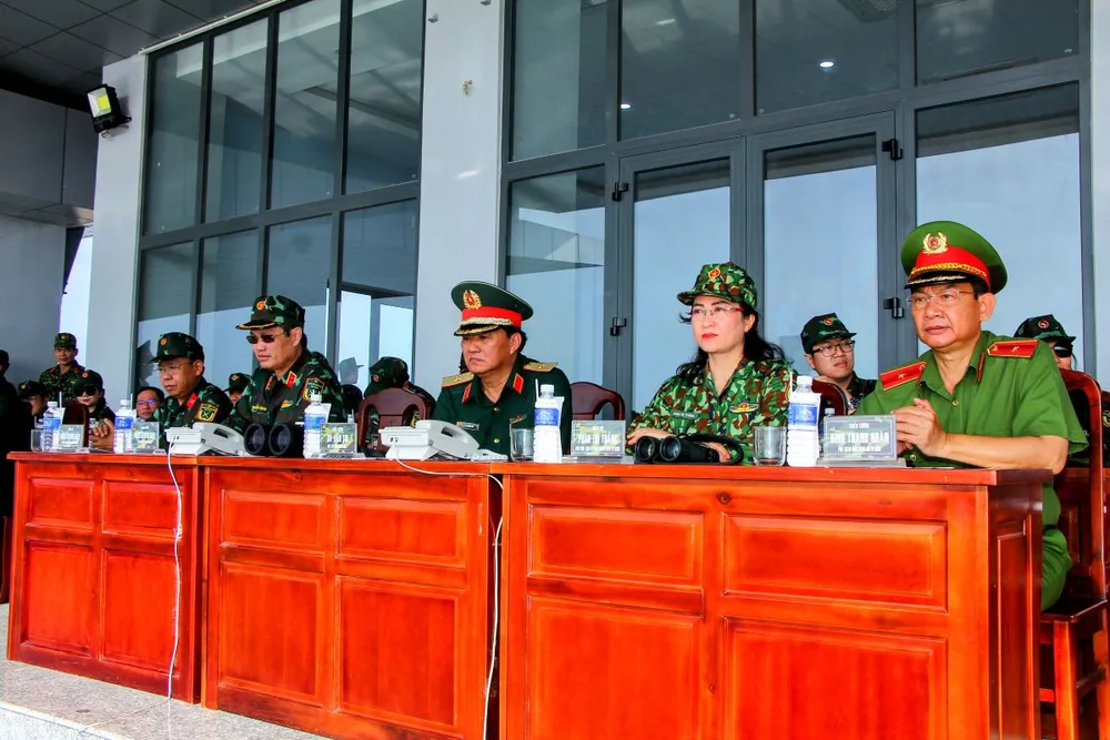 Diễn tập có bắn đạn thật cấp Tiểu đoàn ảnh 1 Diễn tập có bắn đạn thật cấp Tiểu đoàn ảnh 1