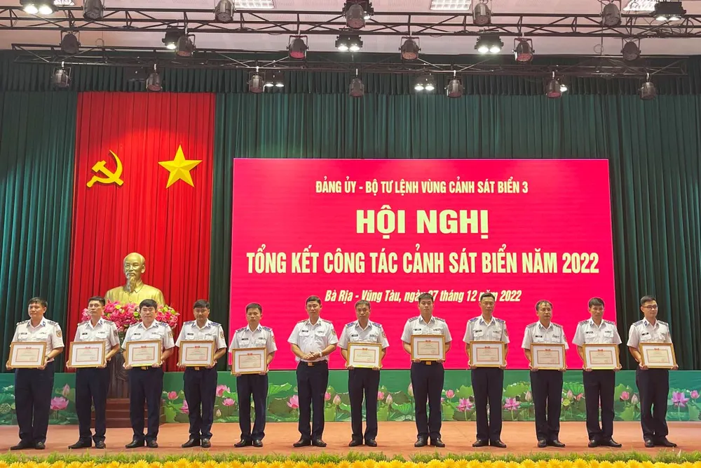 Vùng Cảnh sát biển 3 đã quán triệt, thực hiện nghiêm công tác sẵn sàng chiến đấu ảnh 2