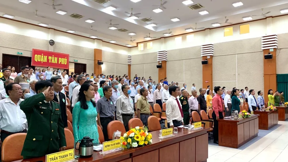 Buổi Lễ kỷ niệm Ngày thành lập Đảng được tổ chức trang trọng và ý nghĩa. Ảnh : TRẦN YÊN Buổi Lễ kỷ niệm Ngày thành lập Đảng được tổ chức trang trọng và ý nghĩa. Ảnh : TRẦN YÊN