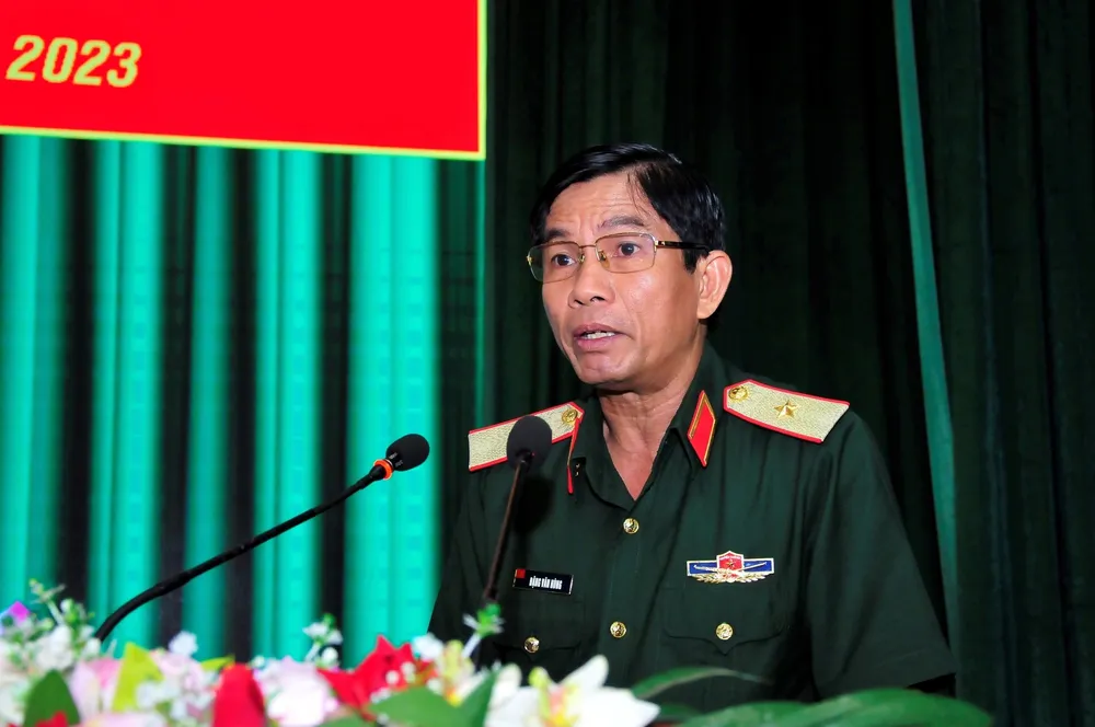 Thiếu tướng Đặng Văn Hùng phát biểu chỉ đạo tại hội nghị. Ảnh: TRẦN YÊN Thiếu tướng Đặng Văn Hùng phát biểu chỉ đạo tại hội nghị. Ảnh: TRẦN YÊN