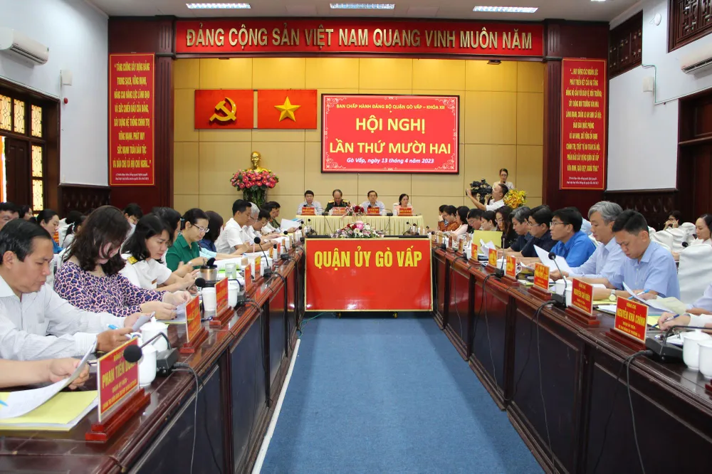 Quang cảnh hội nghị Ban chấp hành Đảng bộ quận Gò Vấp lần thứ 12. Ảnh: TRẦN YÊN